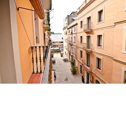 Barceloneta Suites Apartments Market