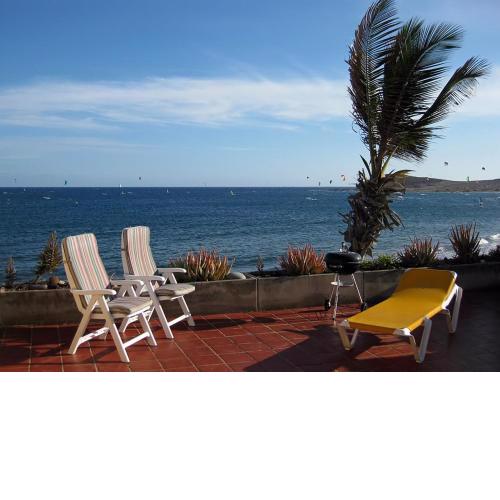 BARLOVENTO by RENTMEDANO Luxury beach front apartment with fantastic ocean views