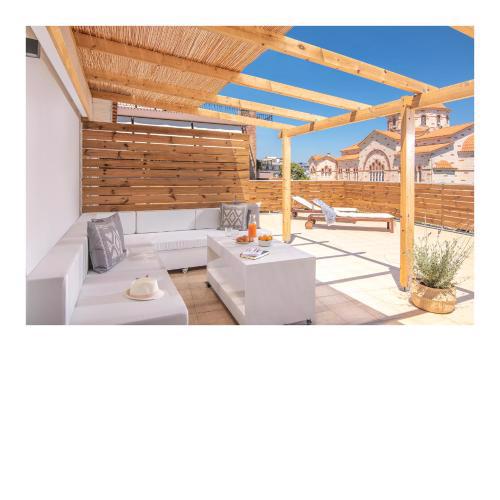 Baulus Sun Yard