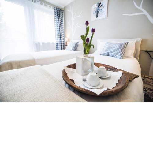 B&B Lakeview
