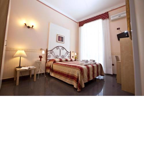 B&B MediNaples