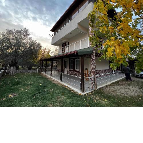 BBALIKESİR BURHANİYE'DE 6+2 VİLLA