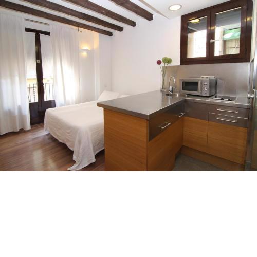 BCN2STAY Apartments