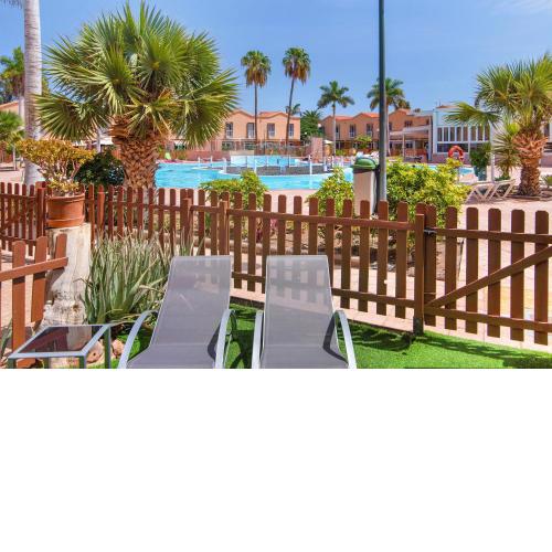 Be Room Oasis Pool View