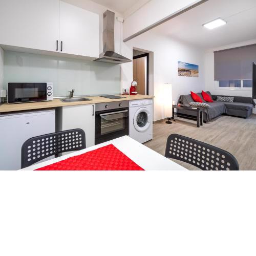 Beach Apartment, next to the sea