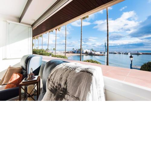 Beach Front Apartment-1st Line