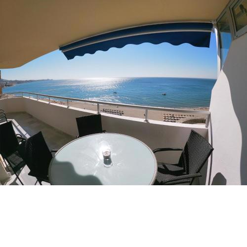 Beach Front Penthouse - Fuengirola