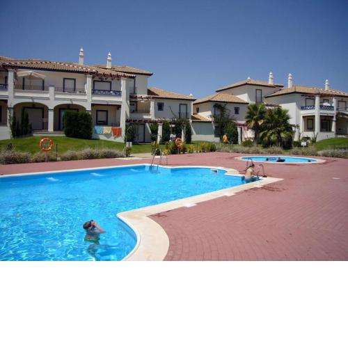Beach holiday apartment in quiet surroundings