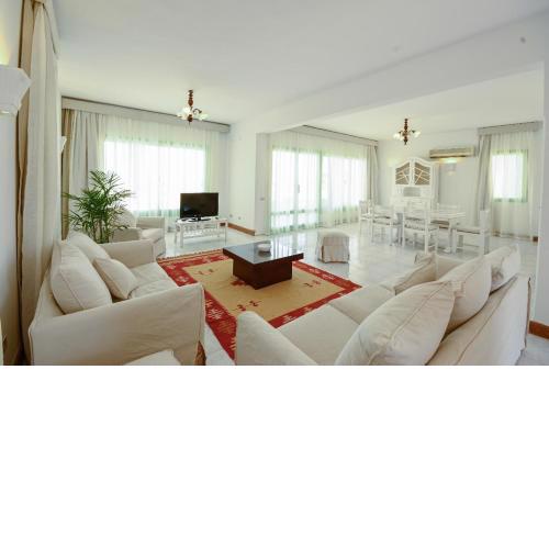 Beach house First Row sea view at Santa Monica next to Almaza Bay