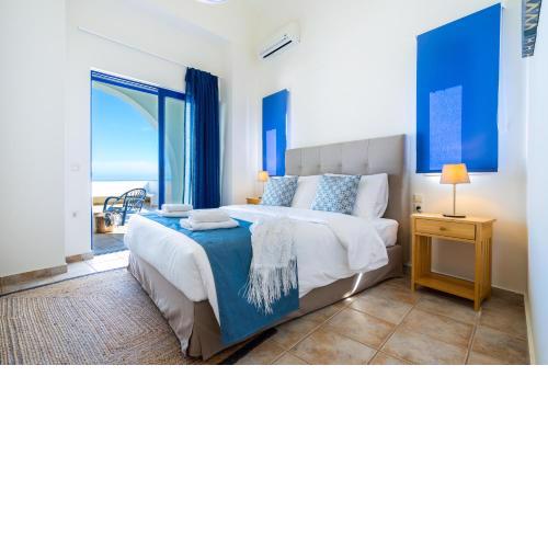 Beach House Kalamaki