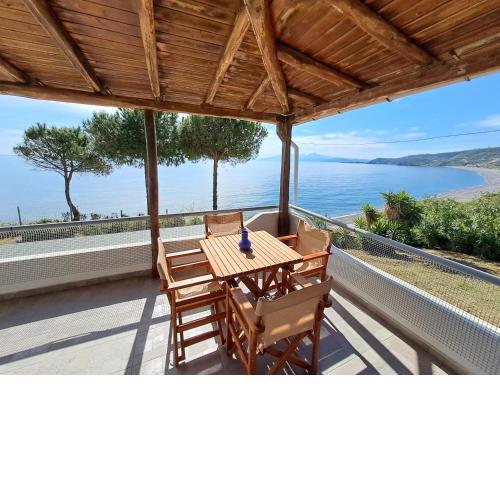 Beach House Kotrona