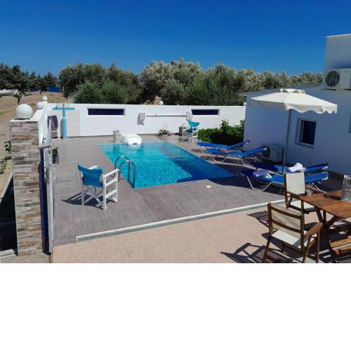 Beach Pearl - Beach Front House with Privat Pool