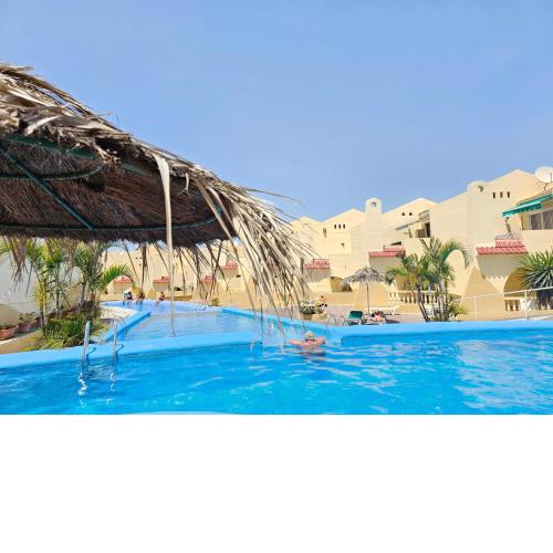 BEACH & REFRESHING POOL HOLIDAYS AIR-CONDITIONING , Costa Adeje