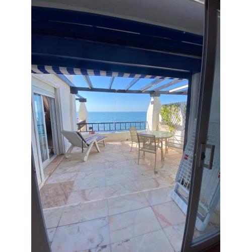 Beachfront Apartment CALAHONDA BEACH