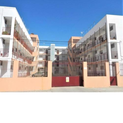 Beachfront apartment in Sanlúcar de Barrameda with garden