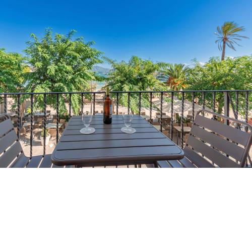Beachfront Apartment Vora Mar