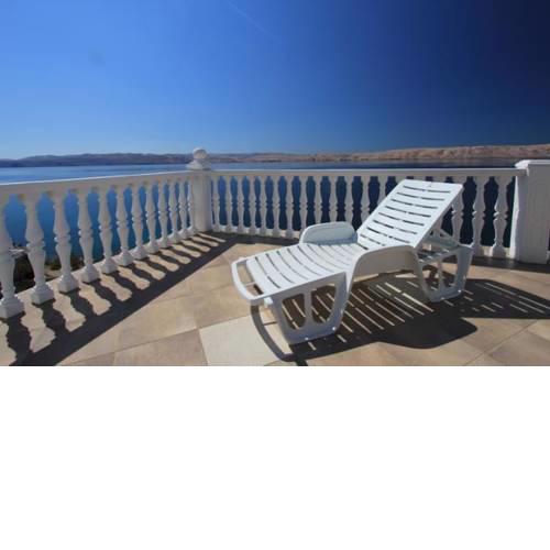 Beachfront apartments Rukavina