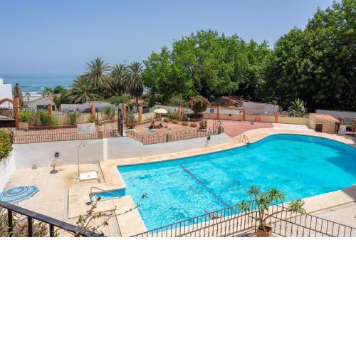 Beachfront flat in Fuengirola Ref 129