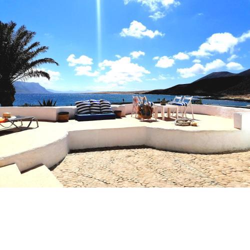 Beachfront La Graciosa Pedro Barba