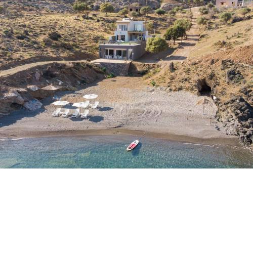Beachfront Studio Kyma West ~ Crete's Hidden Gem