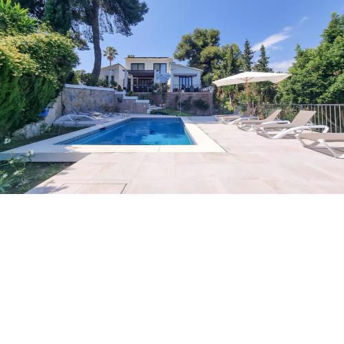 Beachside Villa in Carib Playa