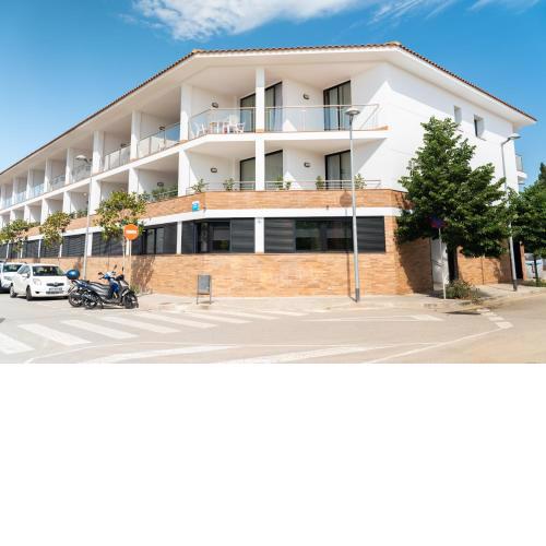 Beatrix 2000 - Caliu apartments