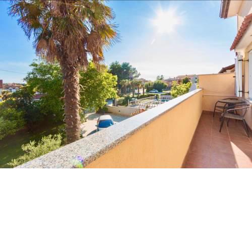 Beautifal Family Apartment at Medulin Riviera