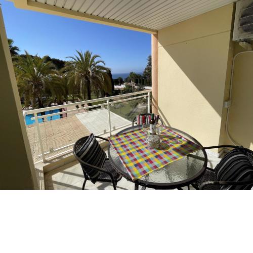 Beautiful 1 bedroom south facing apartment