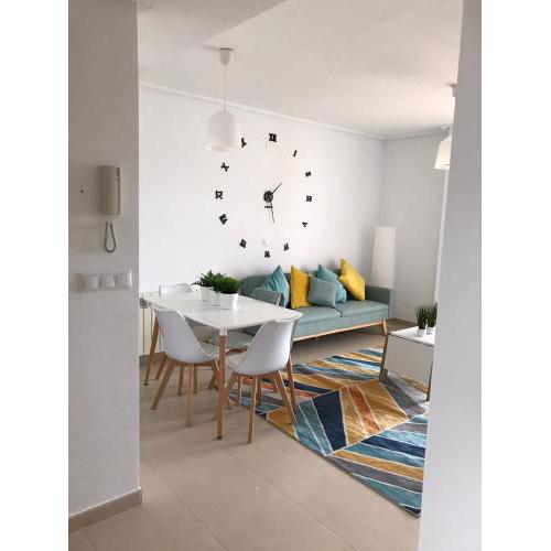 Beautiful 2 Bed Apartment Getaway on hacienda Riquelme,