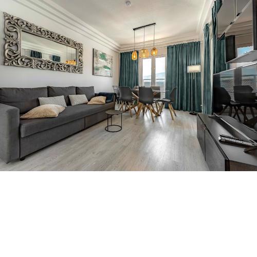 Beautiful 2 bedroom apartment Vista del Mar