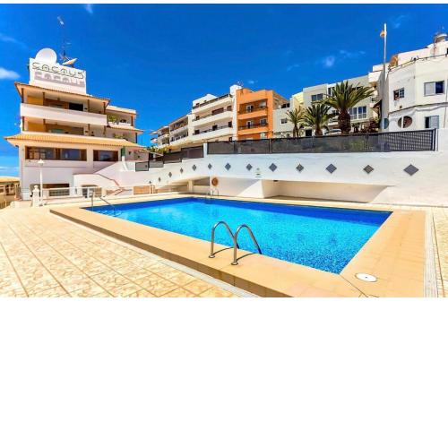 Beautiful 3 Bed Apartment in Los Cristianos Cactus