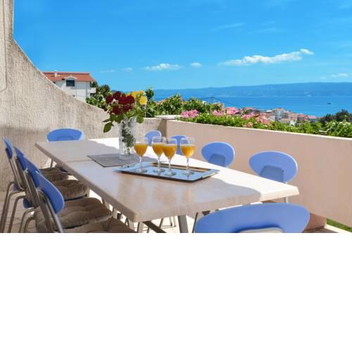 Beautiful 5-bedroom house near Split