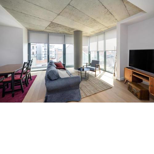 Beautiful Airy Duplex 2bd25bath Central Gem #172