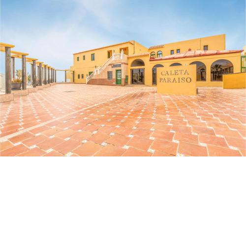 Beautiful Apartment In Antigua With Wifi, Swimming Pool And 1 Bedrooms