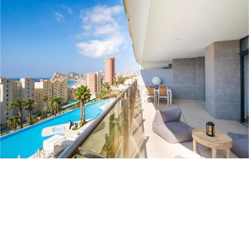 Beautiful Apartment In Benidorm With Outdoor Swimming Pool, Wifi And Swimming Pool