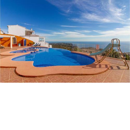 Beautiful Apartment In El Poble Nou De Benita With Outdoor Swimming Pool, Wifi And Swimming Pool