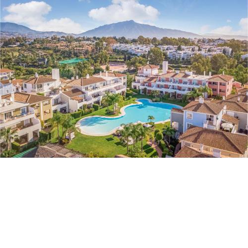 Beautiful apartment in Estepona with 2 Bedrooms, WiFi and Outdoor swimming pool