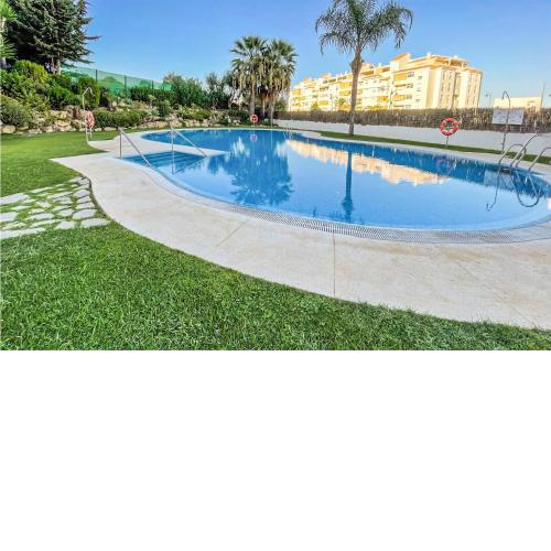 Beautiful Apartment In Estepona With Outdoor Swimming Pool, Wifi And Swimming Pool