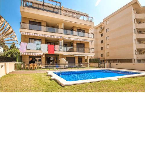 Beautiful apartment in Mont-roig del Camp with Outdoor swimming pool and 3 Bedrooms