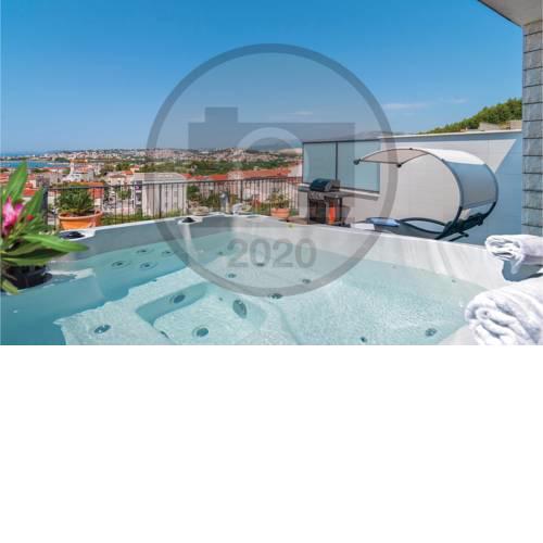 Beautiful apartment in Podstrana w/ WiFi and 1 Bedrooms