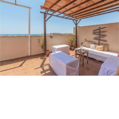 Beautiful Apartment In Roquetas De Mar With 2 Bedrooms