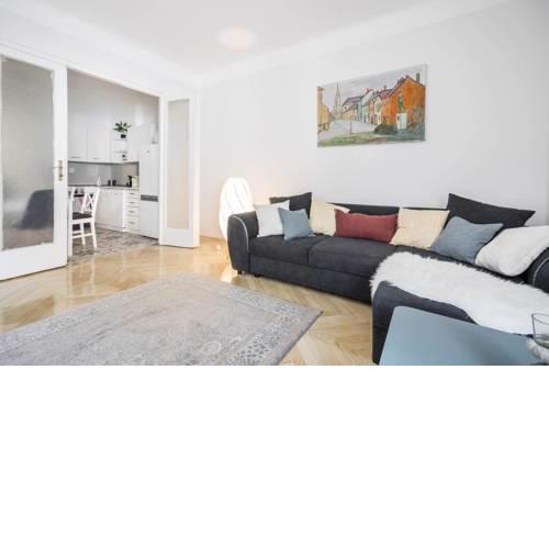 Beautiful apartment in the Castle district, 3BEDR.