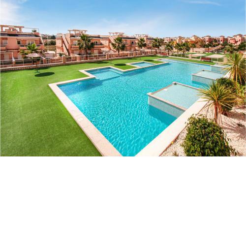 Beautiful Apartment In Torrevieja With 2 Bedrooms, Sauna And Indoor Swimming Pool
