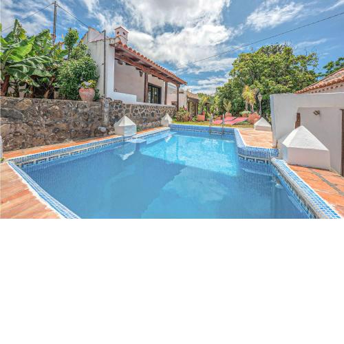 Beautiful Apartment In Valle De Guerra With Wifi, Outdoor Swimming Pool And Swimming Pool