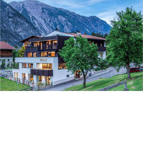 Beautiful apartment in Zams with WiFi and 2 Bedrooms