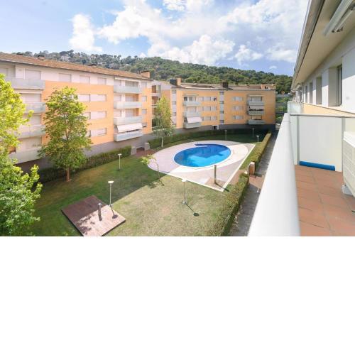 BEAUTIFUL APARTMENT WITH POOL TOSSa 2