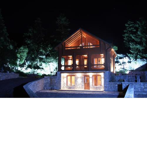 Beautiful Chalet on Mt. Parnassos near ski resort