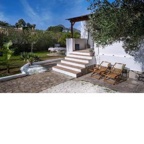 Beautiful chalet with garden on the Costa Blanca