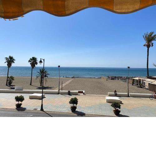 Beautiful flat with sea view in the city center