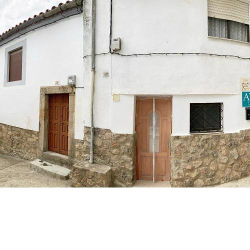 Beautiful holiday home in Villamiel with balcony terrace